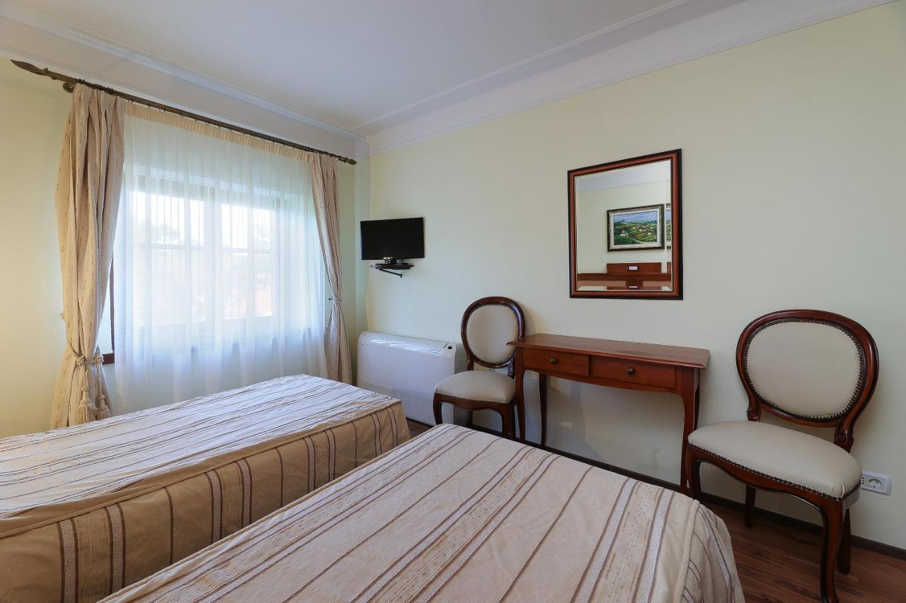 B & B Casa Rustica Dva Baladura Rooms Kanfanar Eksteriør bilde