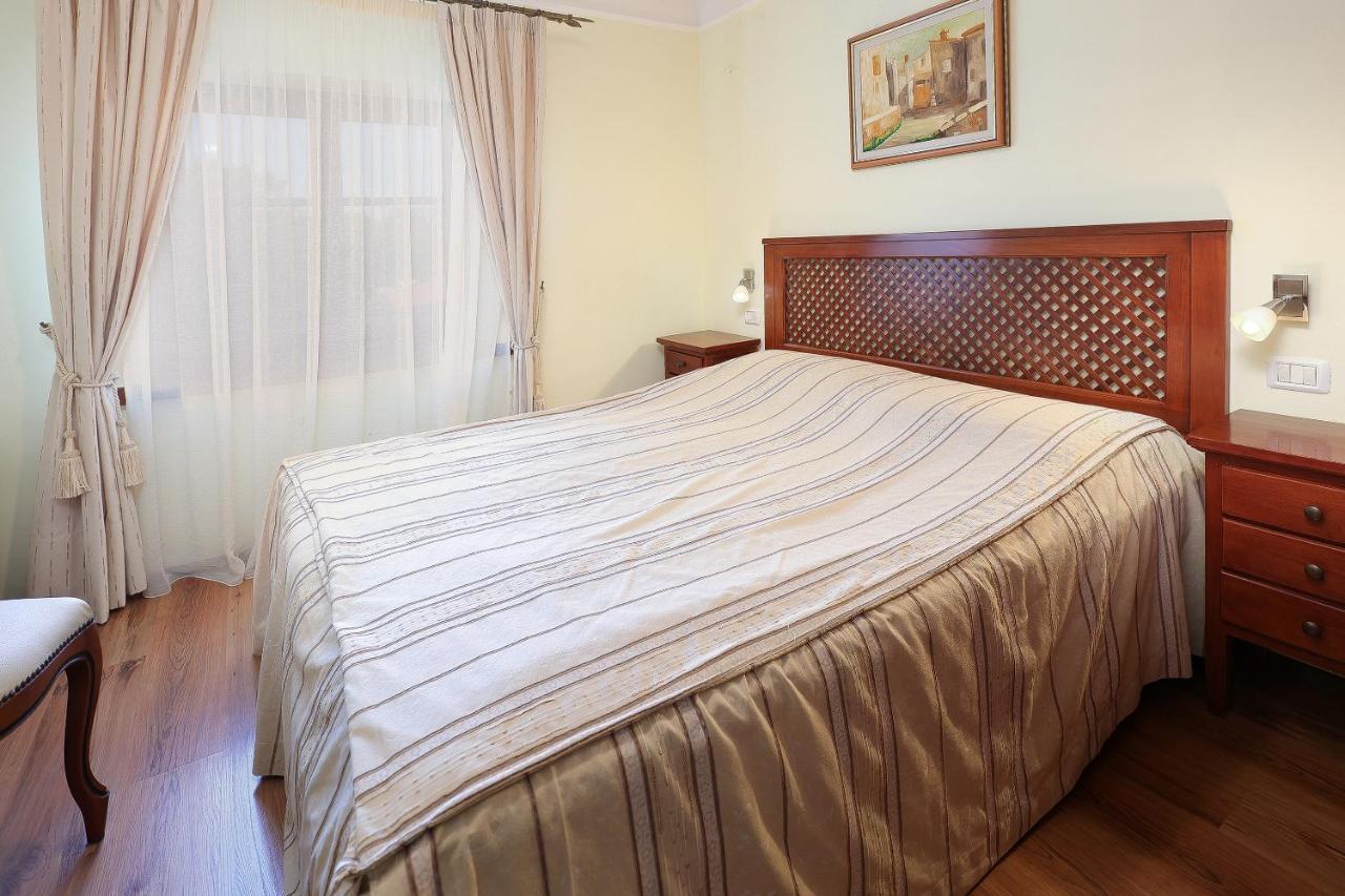 B & B Casa Rustica Dva Baladura Rooms Kanfanar Eksteriør bilde